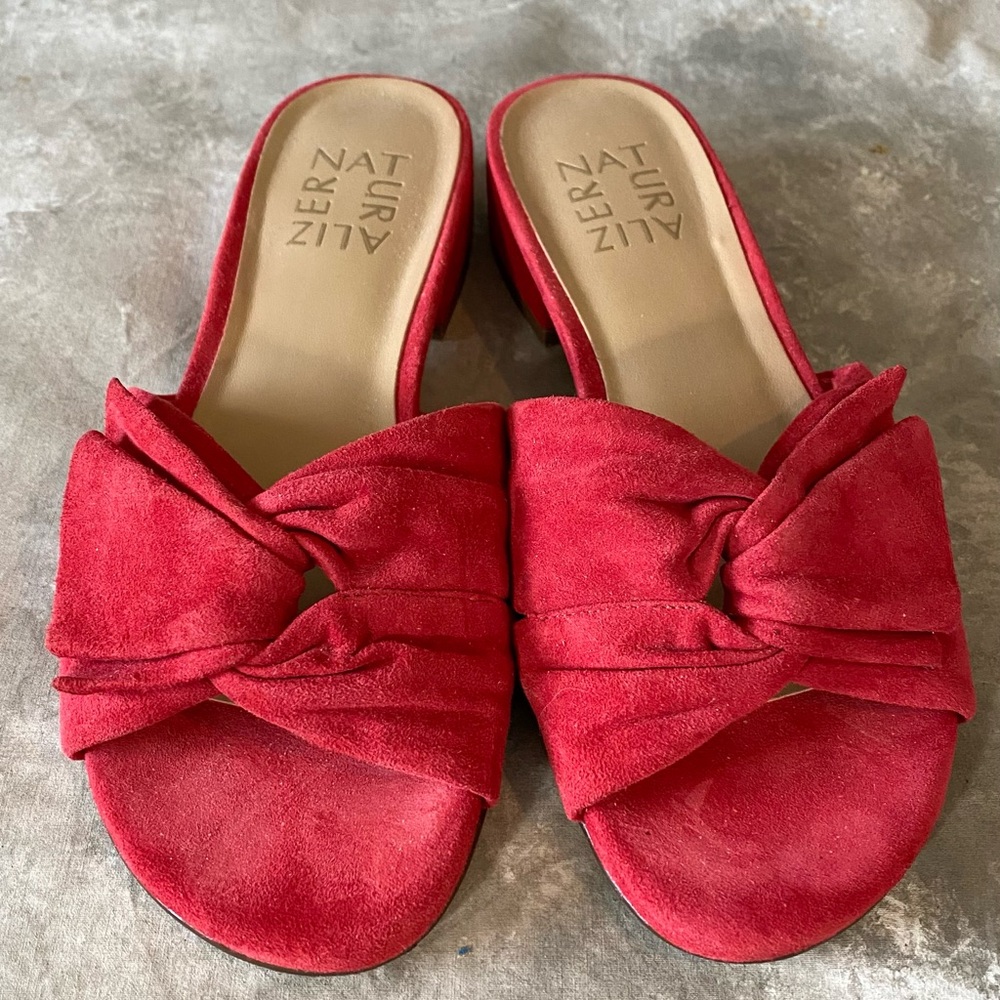 Naturalizer Sandals Size 5.5